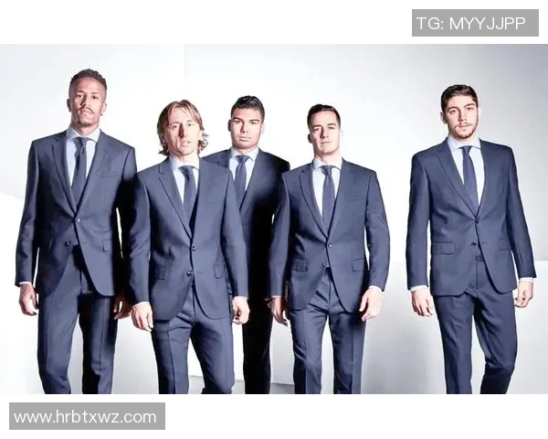 足球球星裤头背后的故事与时尚潮流的碰撞分析